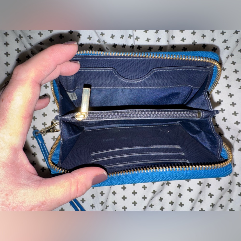 Tory Burch Wallet - Picture 9 of 10